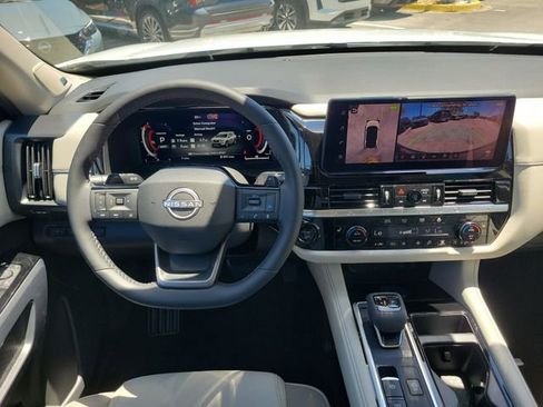 New 2026 Nissan Pathfinder SL AWD/4WD image 14