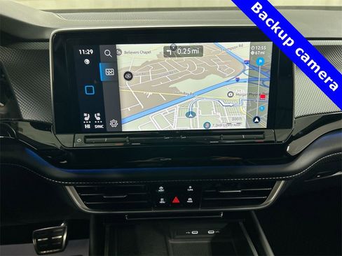 Used 2024 Volkswagen Atlas Cross Sport SEL Premium R-Line image 22