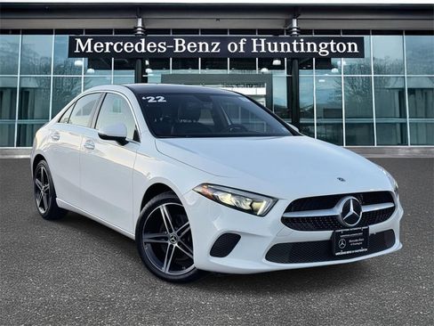 Certified 2022 Mercedes-Benz A 220 4MATIC image 1