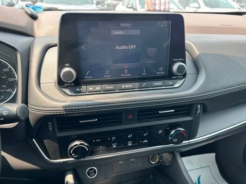 Used 2021 Nissan Rogue S FWD image 10