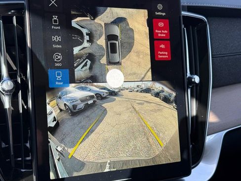 New 2026 Volvo XC90 B6 Plus w/ Protection Package image 16