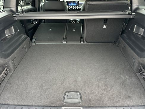 New 2025 Mercedes-Benz GLB 250 image 14
