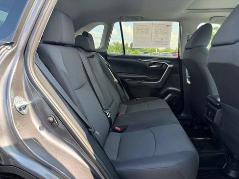 Certified 2024 Toyota RAV4 XLE w/ Convenience Package AWD/4WD image 17