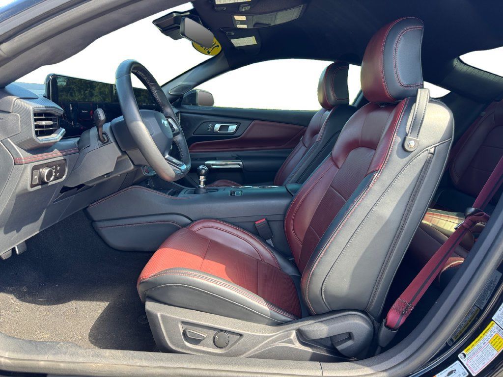 Used 2024 Ford Mustang GT Premium RWD image 9