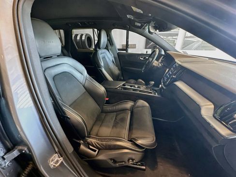Used 2019 Volvo XC60 T6 Inscription w/ Protection Package Premier AWD/4WD image 34