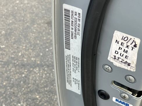 Used 2022 Dodge Challenger GT image 36