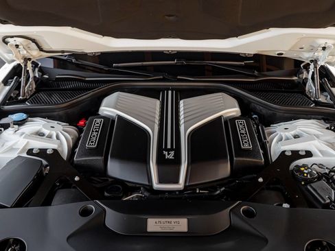 Certified 2024 Rolls-Royce Ghost AWD/4WD image 32