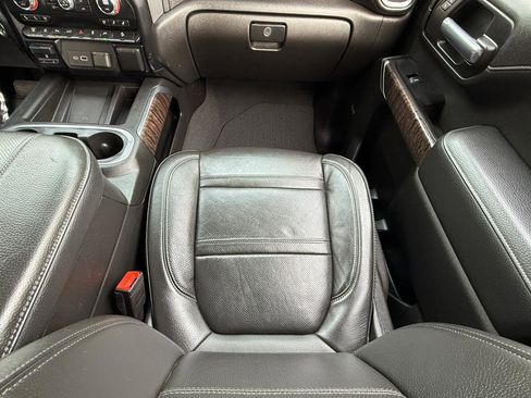 Used 2023 GMC Sierra 2500 Denali image 41