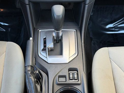 Used 2017 Subaru Impreza 2.0i Premium AWD/4WD image 14