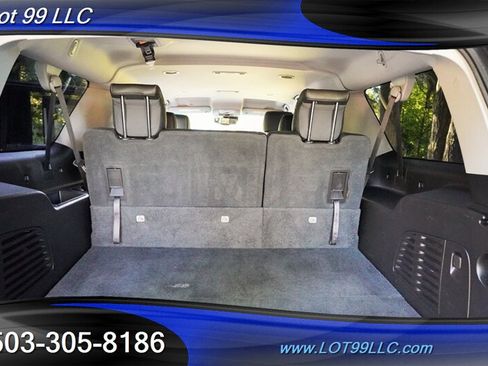 Used 2018 Chevrolet Suburban LT AWD/4WD image 15