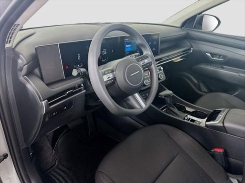 New 2026 Hyundai Tucson SE image 7