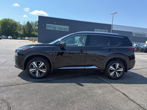 Used 2023 Nissan Rogue SL w/ SL Premium Package AWD/4WD image 6