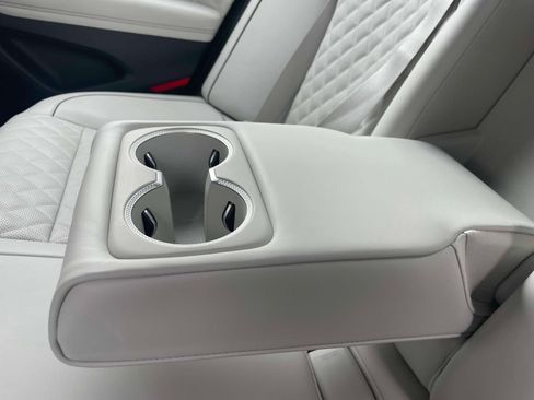 Used 2024 Genesis G70 3.3T Advanced w/ Sport Prestige Package image 13