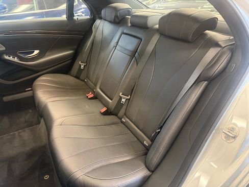 Used 2019 Mercedes-Benz S 450 4MATIC Sedan w/ AMG Line Exterior image 36