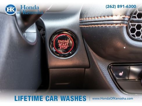 Used 2025 Honda HR-V Sport image 17