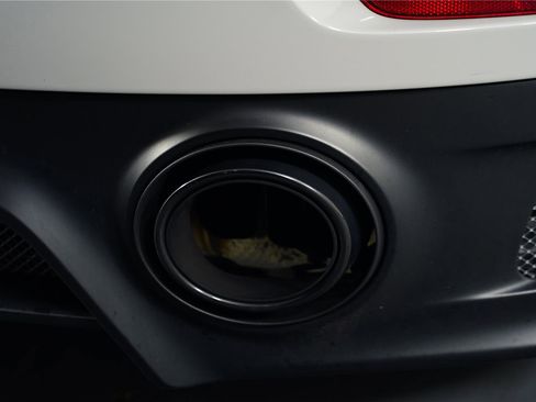 Used 2019 Porsche 911 GT2 RS image 20