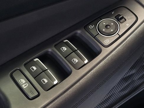 Used 2022 Hyundai Santa Fe XRT FWD image 27