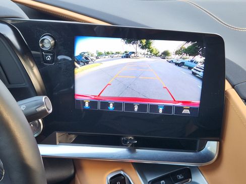 Used 2021 Chevrolet Corvette Stingray Preferred Cpe w/ 2LT RWD image 16