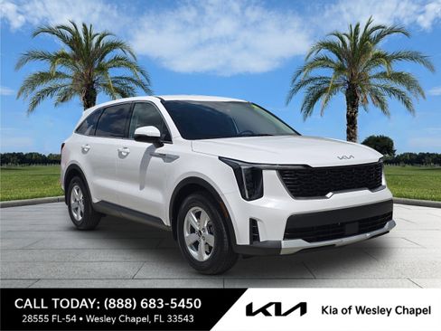 Certified 2024 Kia Sorento LX FWD image 1