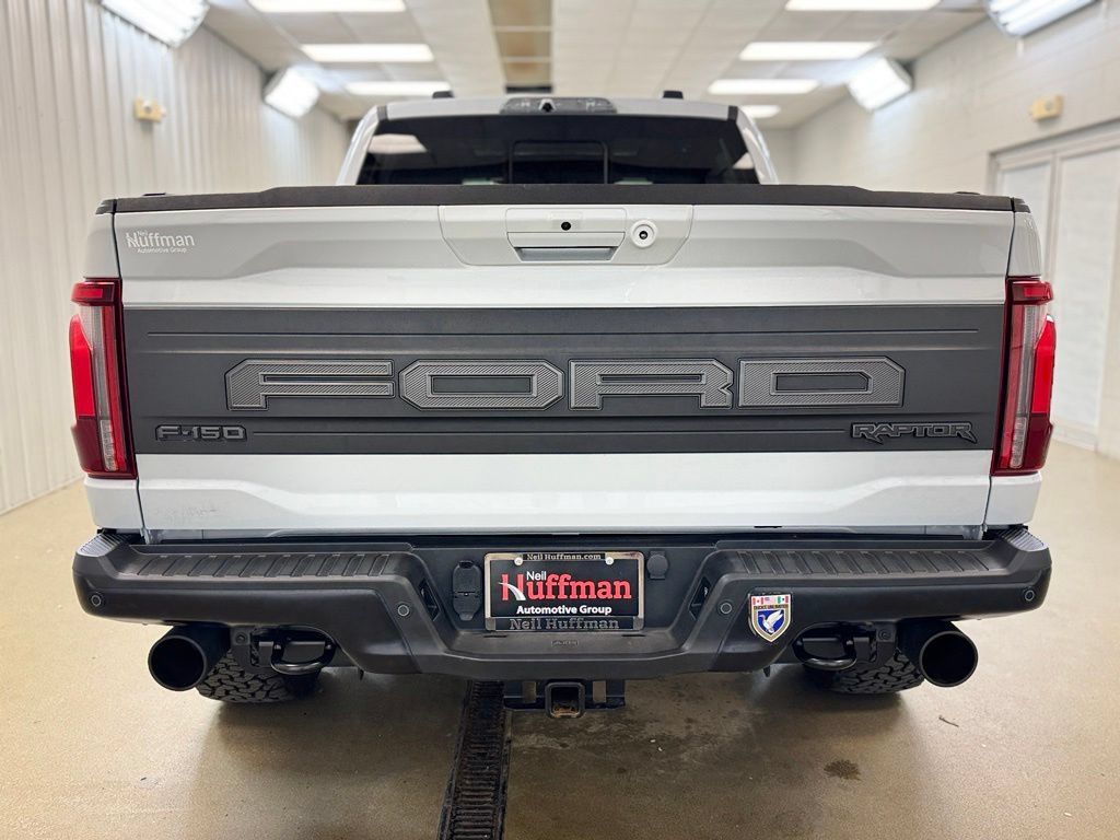 Used 2025 Ford F150 Raptor AWD/4WD image 8