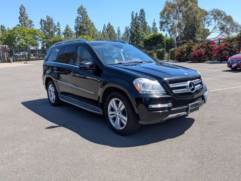 Used 2012 Mercedes-Benz GL 450 4MATIC image 3