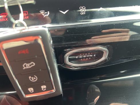 New 2026 Jeep Grand Cherokee Limited AWD/4WD image 33