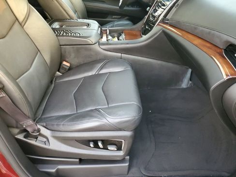 Used 2016 Cadillac Escalade Luxury image 16