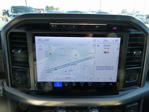 Used 2024 Ford F150 Lariat image 31