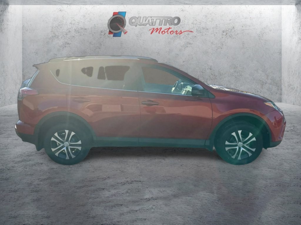Used 2016 Toyota RAV4 LE AWD/4WD image 7