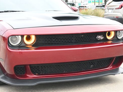 Used 2019 Dodge Challenger R/T RWD image 24