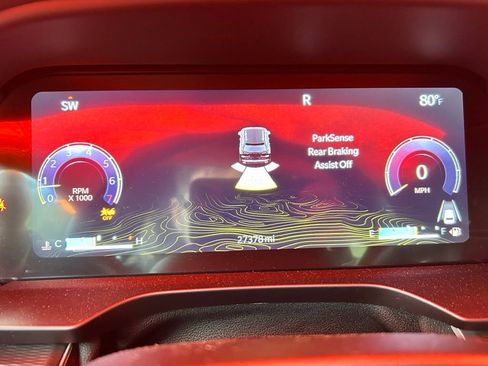 Used 2023 Jeep Grand Cherokee Altitude AWD/4WD image 14