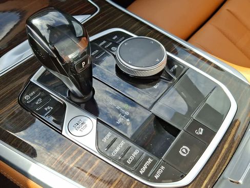 Used 2021 BMW X5 xDrive40i w/ Convenience Package image 18