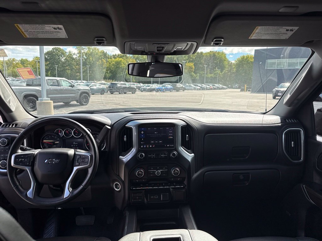 Certified 2019 Chevrolet Silverado 1500 LT Trail Boss AWD/4WD image 24