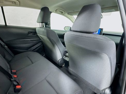 Used 2025 Toyota Corolla LE FWD image 27