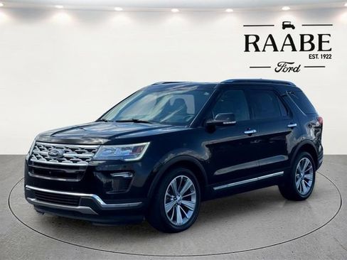 Used 2018 Ford Explorer Limited FWD image 3