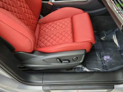 Used 2025 Audi SQ5 Prestige AWD/4WD image 23
