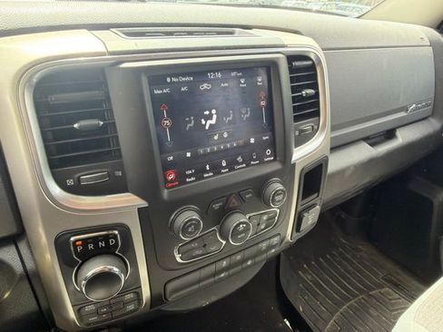 Used 2019 RAM 1500 Big Horn AWD/4WD image 16