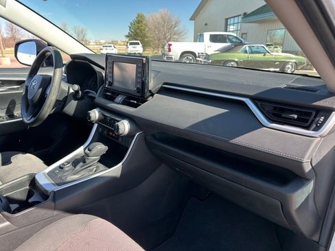 Used 2019 Toyota RAV4 XLE w/ Convenience Package AWD/4WD image 30