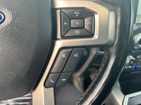 Used 2018 Ford F150 Platinum w/ Technology Package AWD/4WD image 32