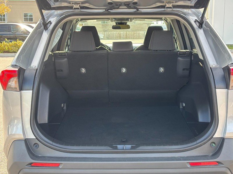 Used 2025 Toyota RAV4 LE FWD image 9