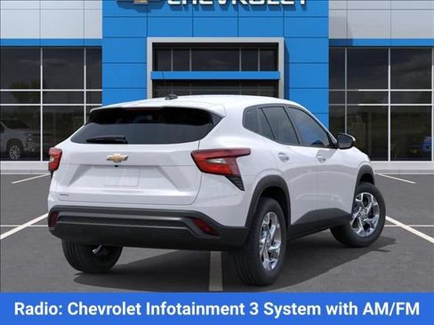 New 2026 Chevrolet Trax LS w/ LS Convenience Package FWD image 6