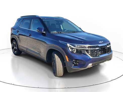 New 2026 Kia Seltos EX image 2