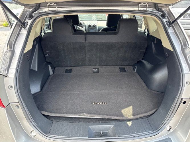Used 2011 Nissan Rogue SV w/ Premium Pkg AWD/4WD image 14