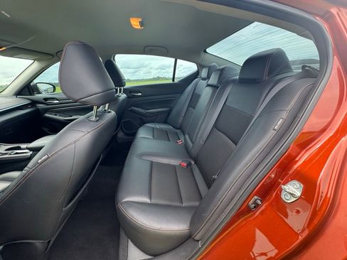 Used 2020 Nissan Altima 2.5 SR FWD image 9