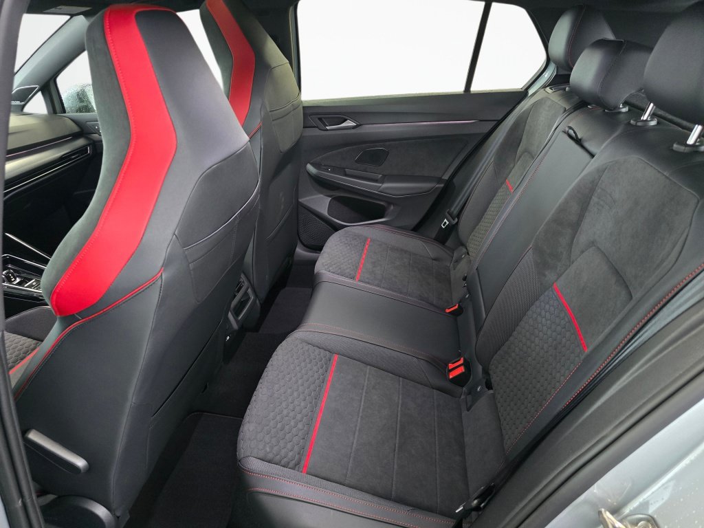 New 2026 Volkswagen GTI SE FWD image 37