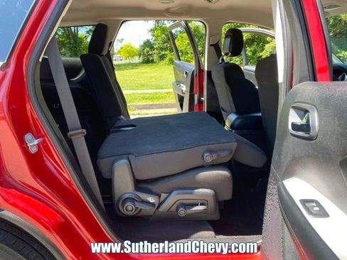 Used 2019 Dodge Journey SE w/ Connectivity Group FWD image 32