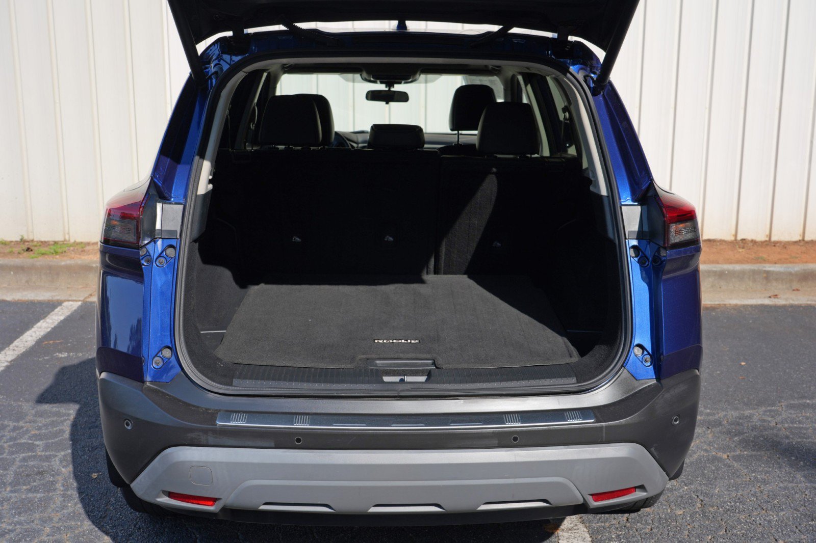 Used 2021 Nissan Rogue SV w/ Premium Package AWD/4WD image 8