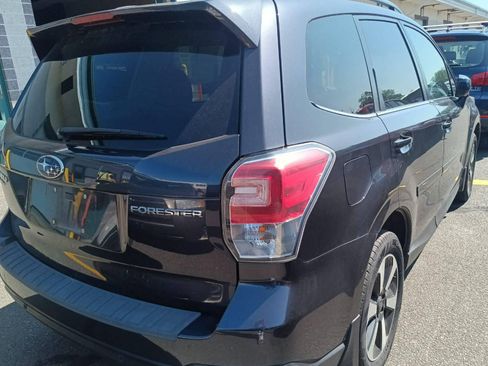 Used 2018 Subaru Forester 2.5i Limited AWD/4WD image 4