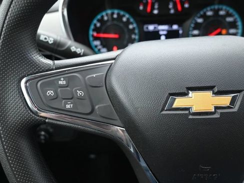 Used 2019 Chevrolet Equinox LS FWD image 24