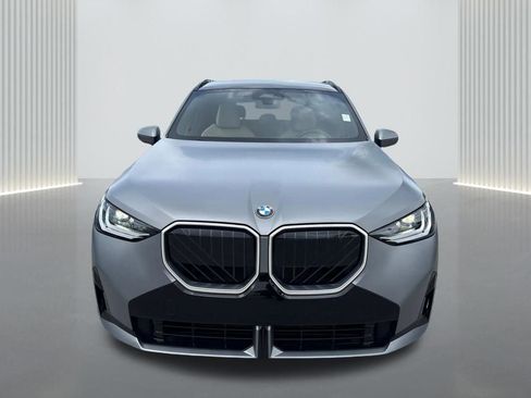 Used 2025 BMW X3 xDrive30i w/ M Sport Package AWD/4WD image 2